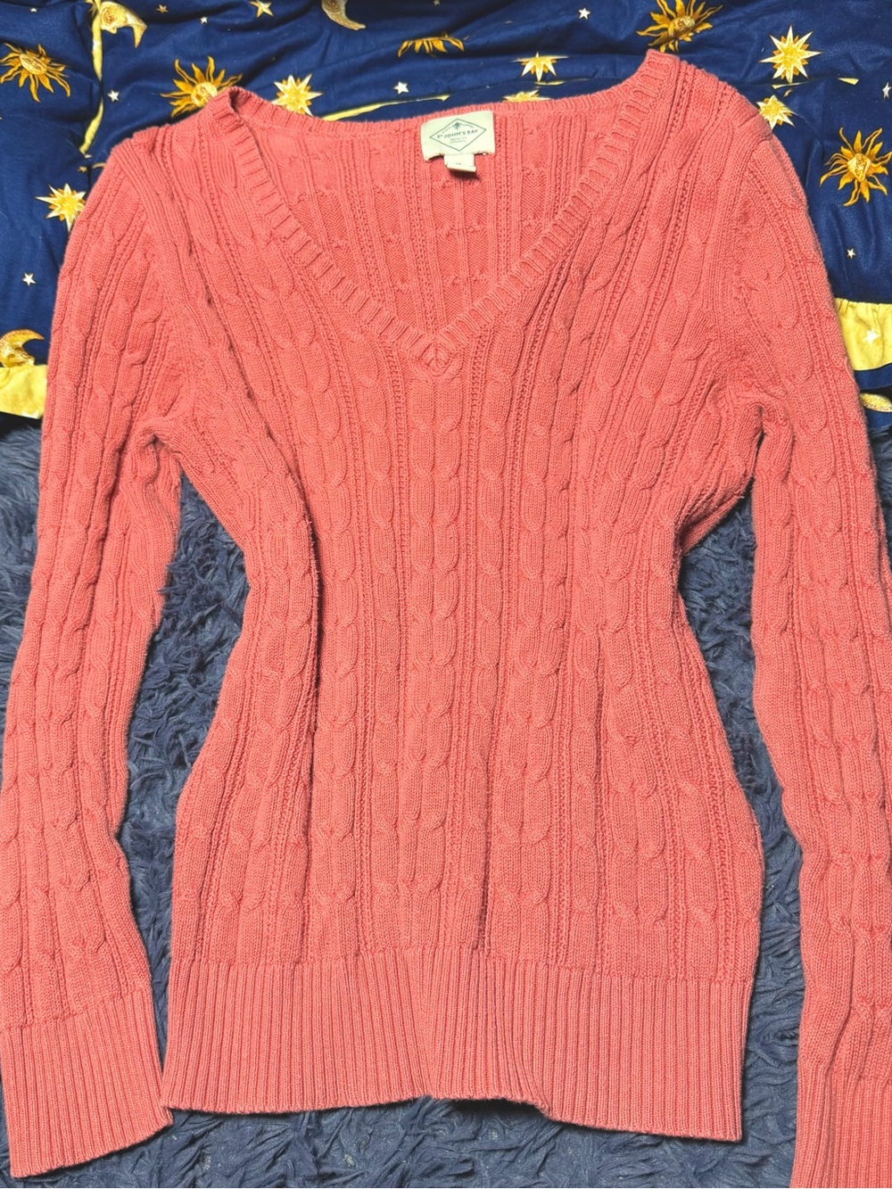 St John’s Bay Vintage Coral V Neck Cable Knit Sweater Medium
